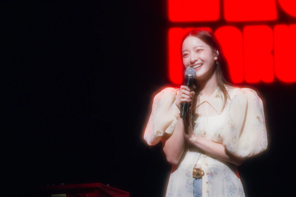 “Wednesday Song ครั้งที่ 12” “อิ้งค์ วรันธร” – “แทน ลิปตา” มอบค่ำคืนอบอุ่น ละมุนหัวใจแฟนเพลงทั้งฮอลล์