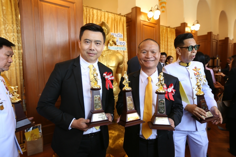 รางวัลพระราชทาน “เทพทอง” ครั้งที่ 20 ประจำปี 2562 ประเภทบุคคลดีเด่นด้านวิทยุโทรทัศน์   บรรจง ชีวมงคลกานต์